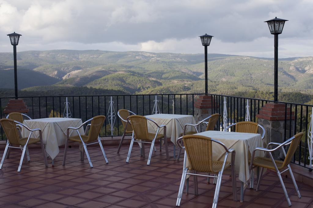 El Meson De Despenaperros Otel Santa Elena Dış mekan fotoğraf